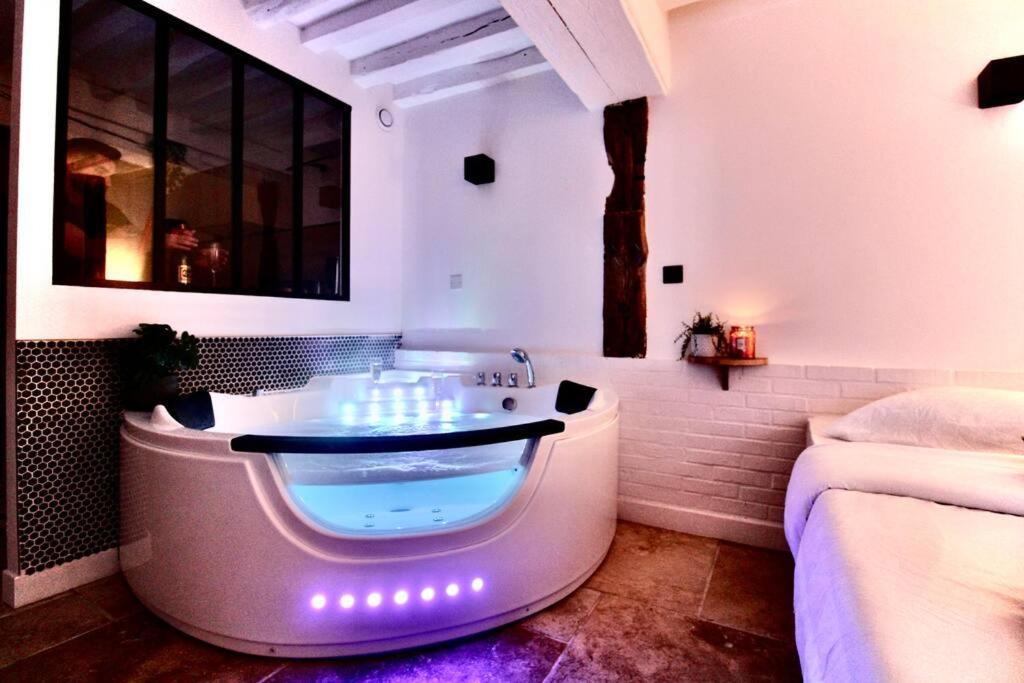 Le Spa Beauvoisine - Jacuzzi Sauna Rouen Centre Free Parking Dış mekan fotoğraf